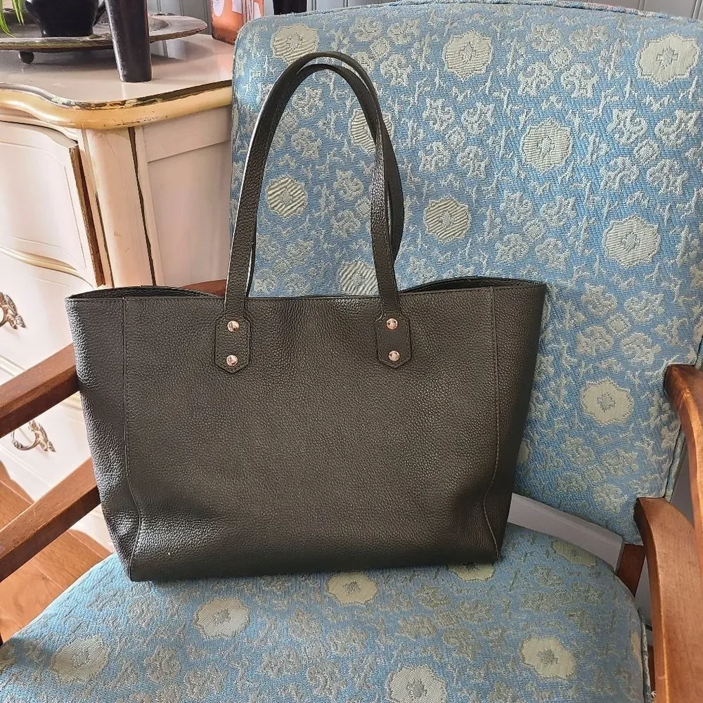 M.I.L.A Hunter Green Leather Lux Hobo Style Handbag